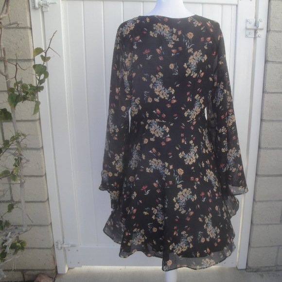 Free People Dress “Lilou” Black Floral Flirty Bohemian Boho Dress Size Large - Picture 8 of 8